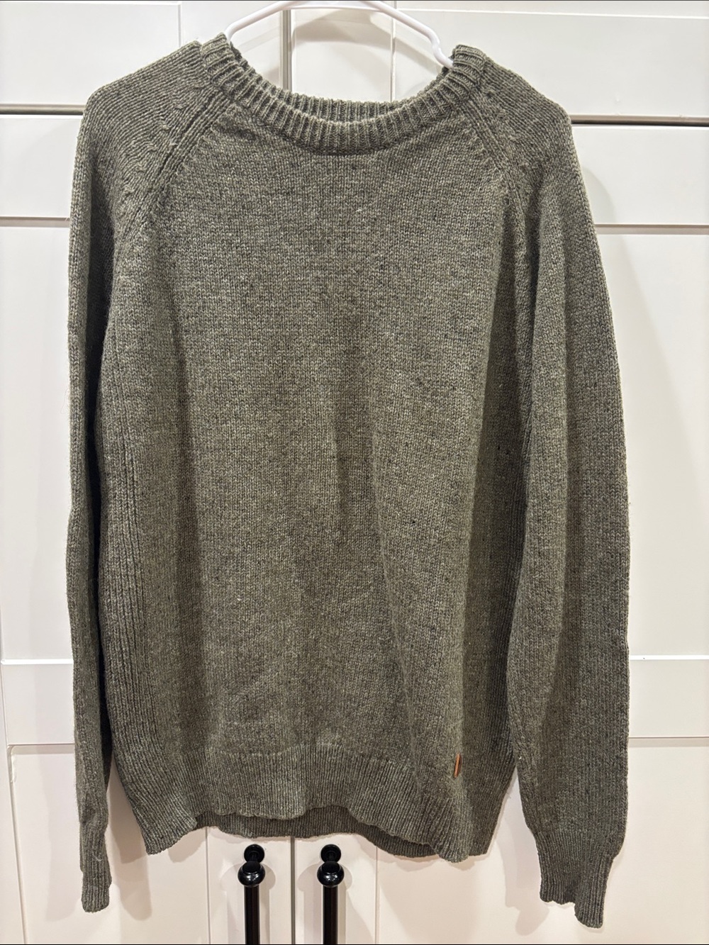 Burton men’s wool Crewneck Sweater in Olive Green